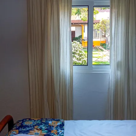 Garden - With Garden View 蒙蒂茹